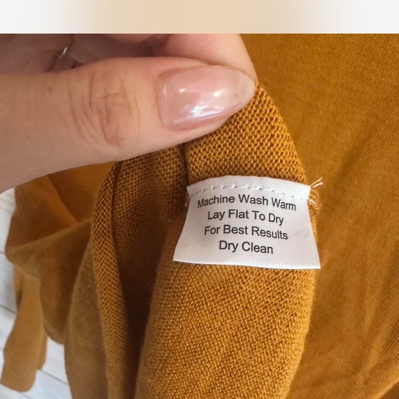 Men's Wool Blend Turtleneck Sweater in Trendy Fall Color by Linea Umol - Picture 4 of 4